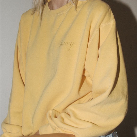 erica honey sweatshirt